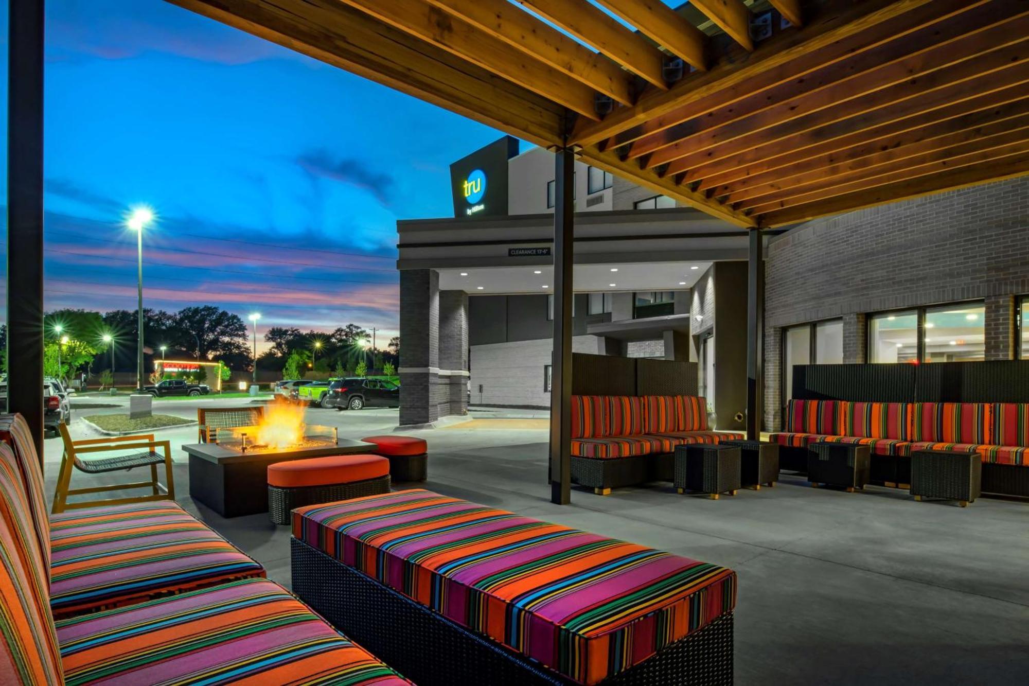 Hotel Home2 By Hilton I-80 At 72nd Street, Ne